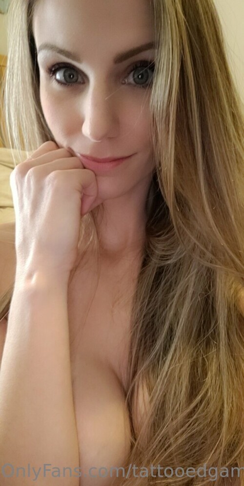 TattooedGamerGirl | inkedalyson Nude Leaked Onlyfans Photo