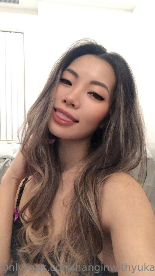 hanginwithyuka Nude Leaked Onlyfans Photo