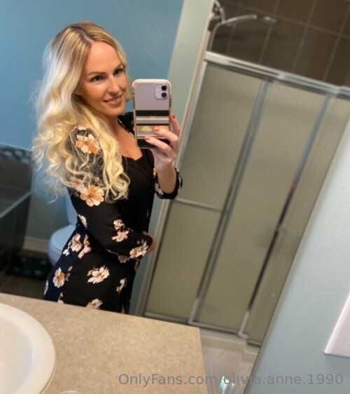 olivia anne 1990 Nude Leaked Onlyfans Photo olivia anne 1990 Nude Leaked Onlyfans Photo