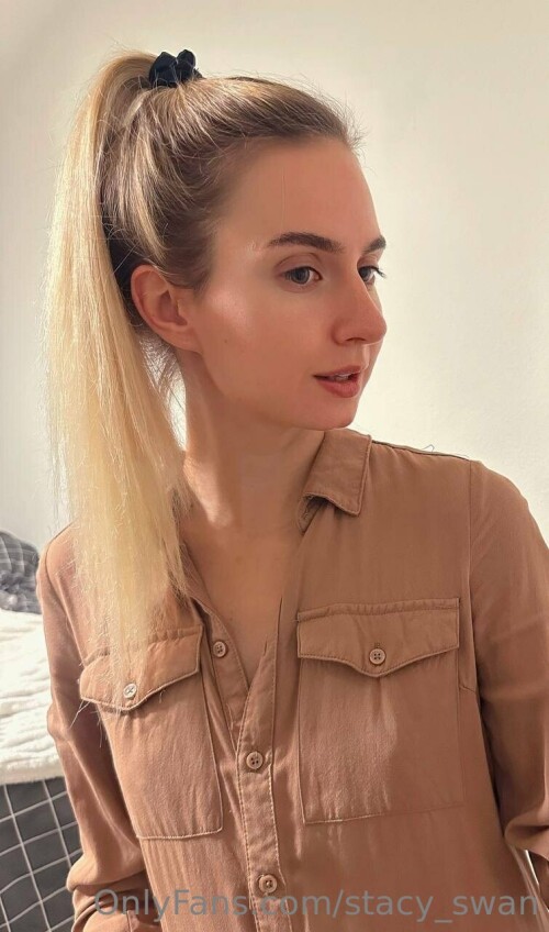 anastayshaa / stacy_swan Nude Leaked Onlyfans Photo anastayshaa / stacy_swan Nude Leaked Onlyfans Photo