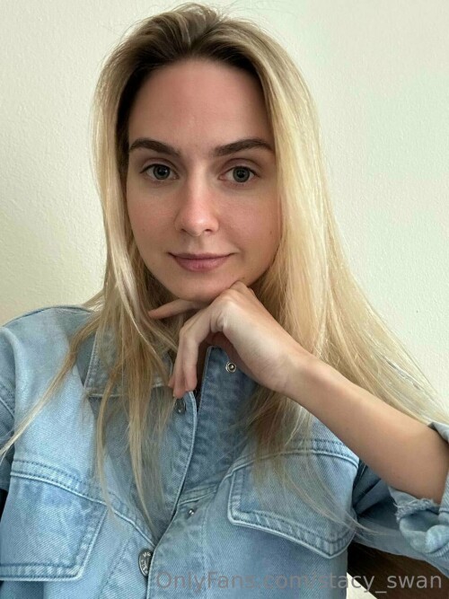 anastayshaa / stacy_swan Nude Leaked Onlyfans Photo anastayshaa / stacy_swan Nude Leaked Onlyfans Photo