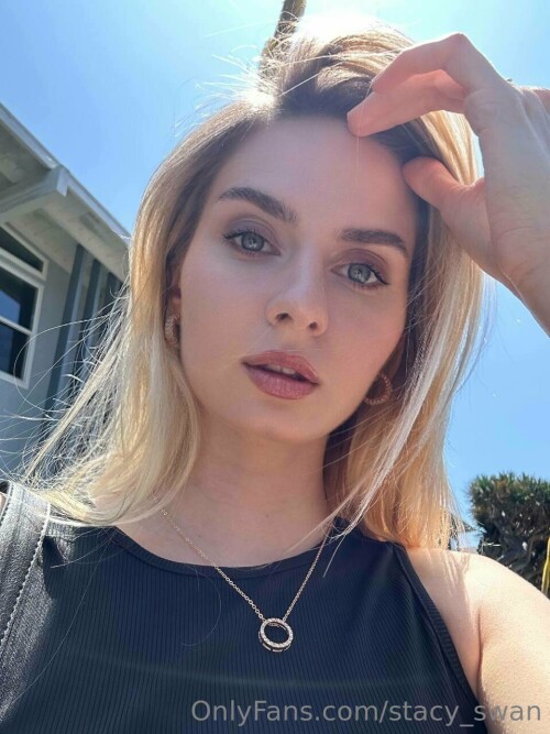 anastayshaa / stacy_swan Nude Leaked Onlyfans Photo anastayshaa / stacy_swan Nude Leaked Onlyfans Photo
