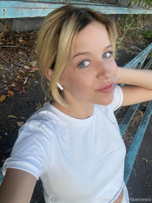959x1280_22fa14cf3c6f294c4c87bec731e0980f9dd0b3eb9878d820.jpg