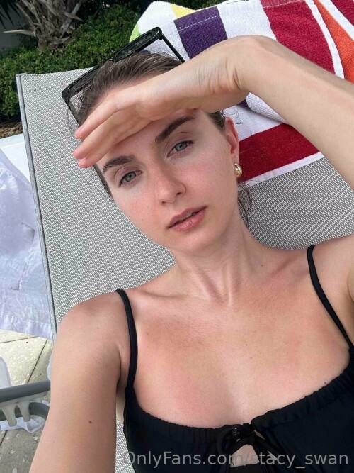anastayshaa / stacy_swan Nude Leaked Onlyfans Photo anastayshaa / stacy_swan Nude Leaked Onlyfans Photo
