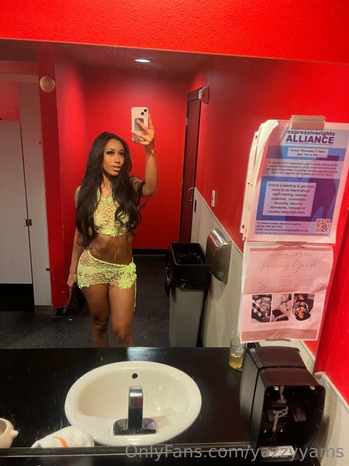 yazzyyams / Queen Yasmeena Nude Leaked Onlyfans Photo yazzyyams / Queen Yasmeena Nude Leaked Onlyfans Photo