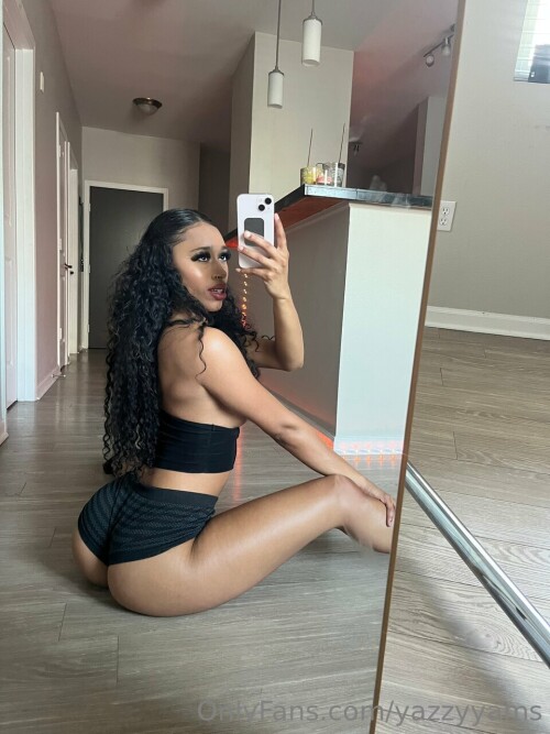 yazzyyams / Queen Yasmeena Nude Leaked Onlyfans Photo yazzyyams / Queen Yasmeena Nude Leaked Onlyfans Photo
