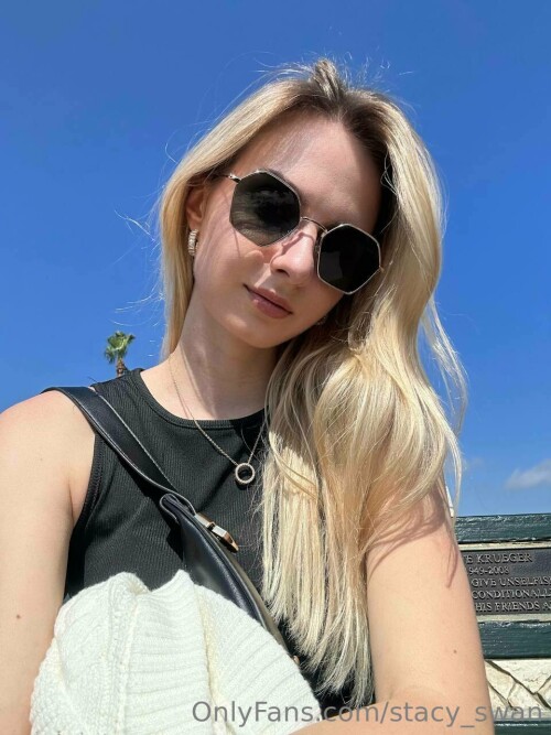 anastayshaa / stacy_swan Nude Leaked Onlyfans Photo anastayshaa / stacy_swan Nude Leaked Onlyfans Photo
