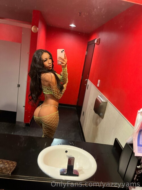 yazzyyams / Queen Yasmeena Nude Leaked Onlyfans Photo yazzyyams / Queen Yasmeena Nude Leaked Onlyfans Photo