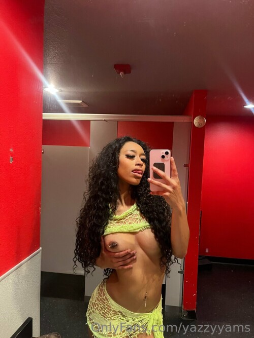 yazzyyams / Queen Yasmeena Nude Leaked Onlyfans Photo yazzyyams / Queen Yasmeena Nude Leaked Onlyfans Photo