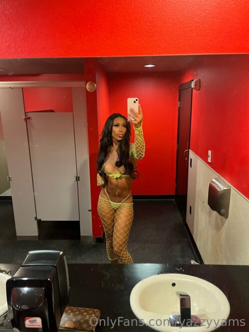 yazzyyams / Queen Yasmeena Nude Leaked Onlyfans Photo yazzyyams / Queen Yasmeena Nude Leaked Onlyfans Photo