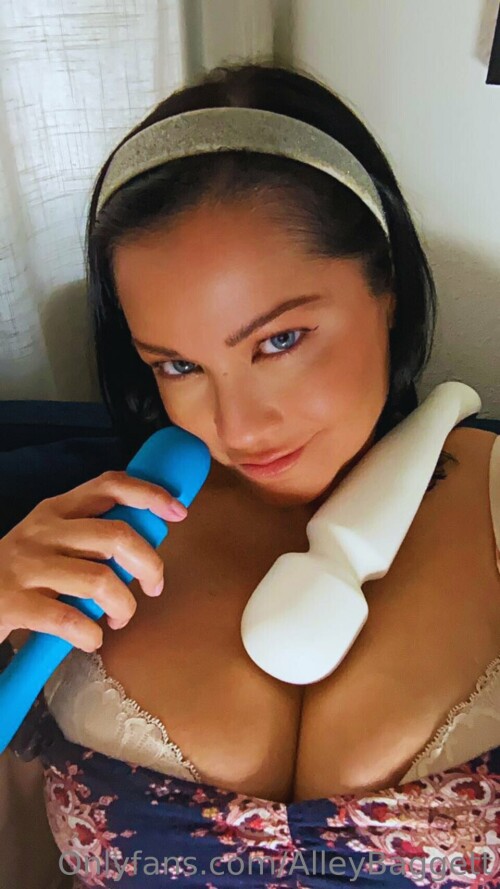 Alley Baggett Nude Leaked Onlyfans Photo Alley Baggett Nude Leaked Onlyfans Photo
