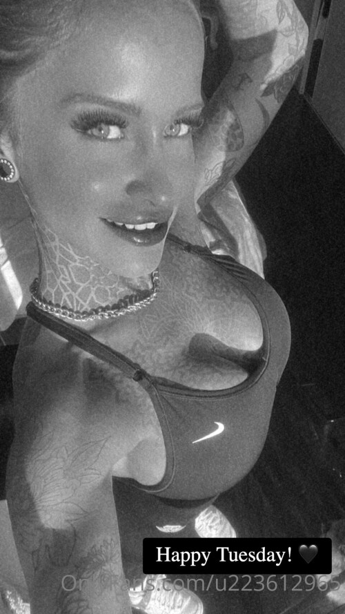 R33 // rusha.life Nude Leaked Onlyfans Photo R33 // rusha.life Nude Leaked Onlyfans Photo