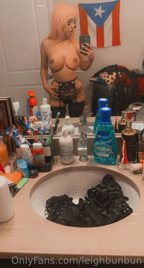 Leighbunbun Nude Leaked Onlyfans Photo Leighbunbun Nude Leaked Onlyfans Photo