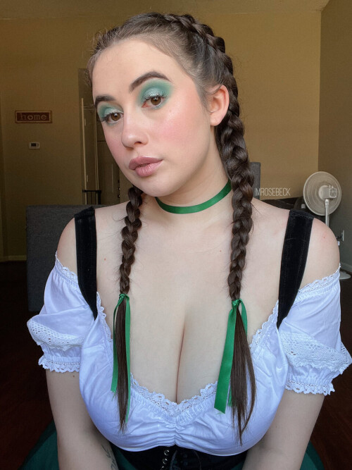Rose Beck (imrosebeck) Nude Leaked Onlyfans Photo Rose Beck (imrosebeck) Nude Leaked Onlyfans Photo