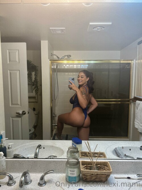 adianababyxo Nude Leaked Onlyfans Photo adianababyxo Nude Leaked Onlyfans Photo