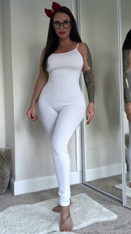 Jennifer Thomson Nude Leaked Onlyfans Photo Jennifer Thomson Nude Leaked Onlyfans Photo