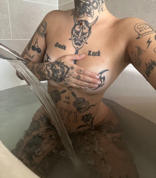 Brooke / TattedTeddy / bmarkhaa Nude Leaked Onlyfans Photo Brooke / TattedTeddy / bmarkhaa Nude Leaked Onlyfans Photo