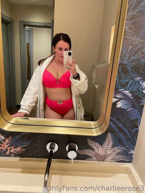 Charlie Rose Nude Leaked Onlyfans Photo
