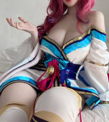 Cosplay-by-Evawxsh7603a0b3048f0efa.png