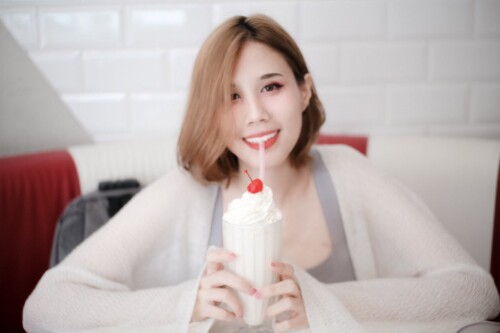 ES4_JOrUEAEx0mw.md.jpg