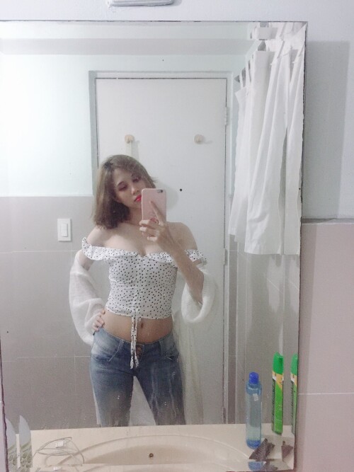 ESmVO9BU4AIHZtT.md.jpg