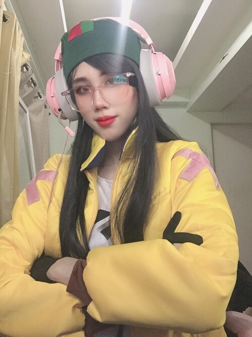 EqUPlRpVEAEGMKi.md.jpg