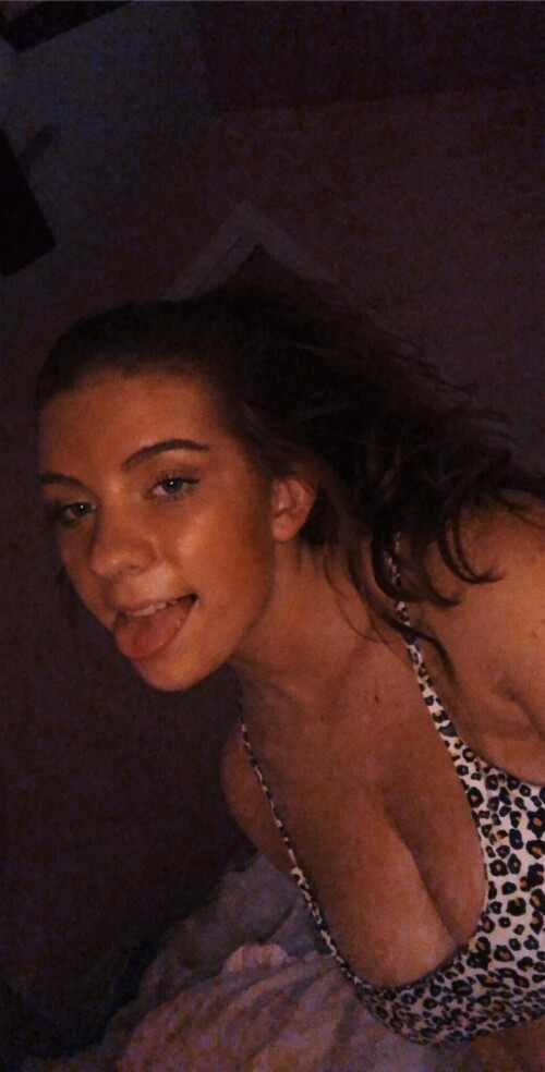 haidentaylor2 Nude Leaked Onlyfans Photo haidentaylor2 Nude Leaked Onlyfans Photo