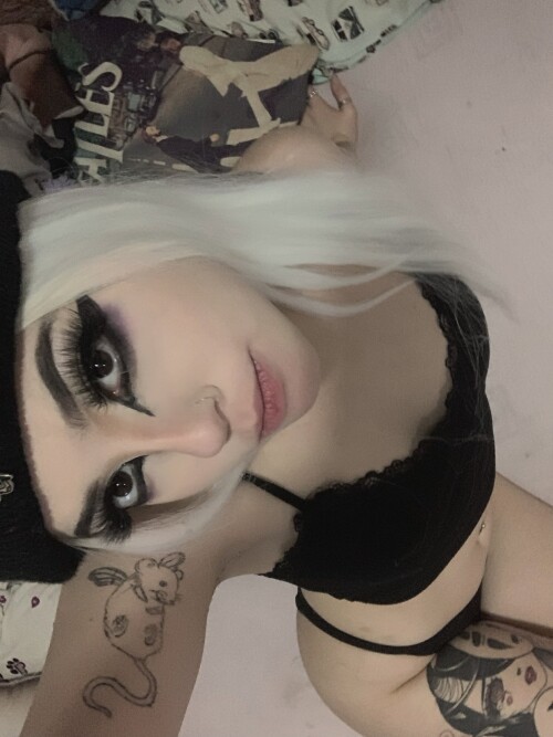 FKjGKDtWUAIs9P6.jpg