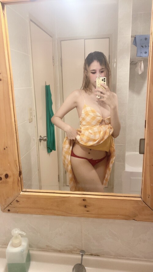 FbtSbpyacAEq-o4.md.jpg