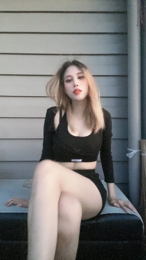 FgBNB5GaEAEZ_s4.md.jpg