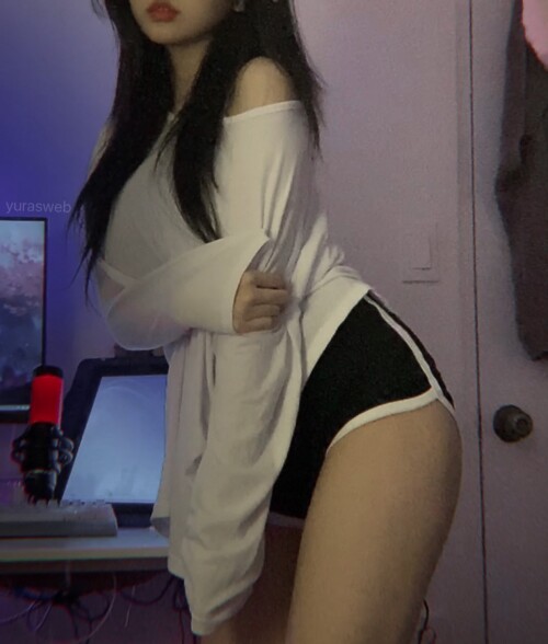 FgfYeL5VEAE9OFP.md.jpg