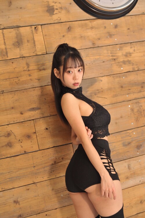 Fp8LSWuacAAJdD9.md.jpg