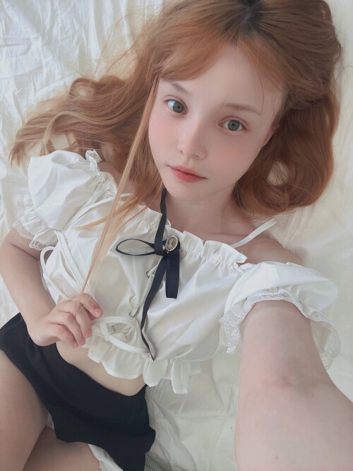 Rocksy Light / AlisaPikaPika Nude Leaked Onlyfans Photo Rocksy Light / AlisaPikaPika Nude Leaked Onlyfans Photo