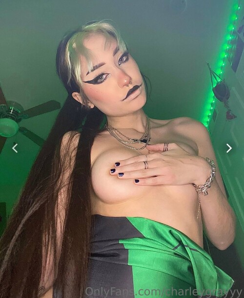 charleygrayyy Nude Leaked Onlyfans Photo