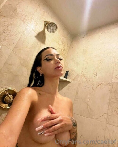 Caeli / Caelike Nude Leaked Onlyfans Photo Caeli / Caelike Nude Leaked Onlyfans Photo