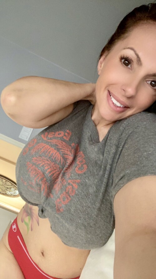 Catalina Cruz (AKA @catalina-cruz ) Nude Leaked Onlyfans Photo