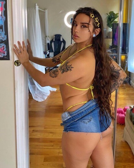 Lunamoonrivas Nude Leaked Onlyfans Photo Lunamoonrivas Nude Leaked Onlyfans Photo
