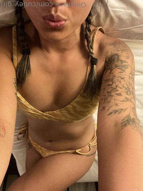 Ava Tran / bby.ava / baby.ava Nude Leaked Onlyfans Photo
