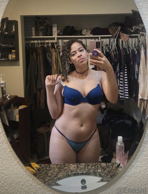 enasni / Enasni Vee Nude Leaked Onlyfans Photo enasni / Enasni Vee Nude Leaked Onlyfans Photo