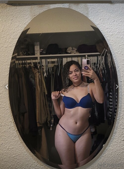 enasni / Enasni Vee Nude Leaked Onlyfans Photo enasni / Enasni Vee Nude Leaked Onlyfans Photo