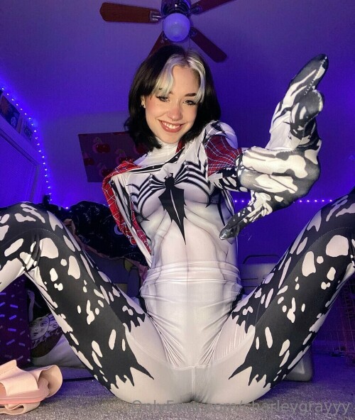 charleygrayyy Nude Leaked Onlyfans Photo