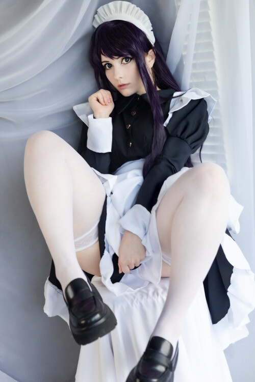 Komi-maid_18015ce0e2791905c6.jpg