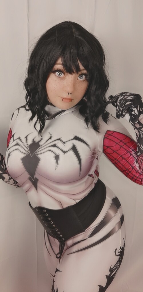 Little-Scare-Fox---Gwenom_2553654-0001.jpg
