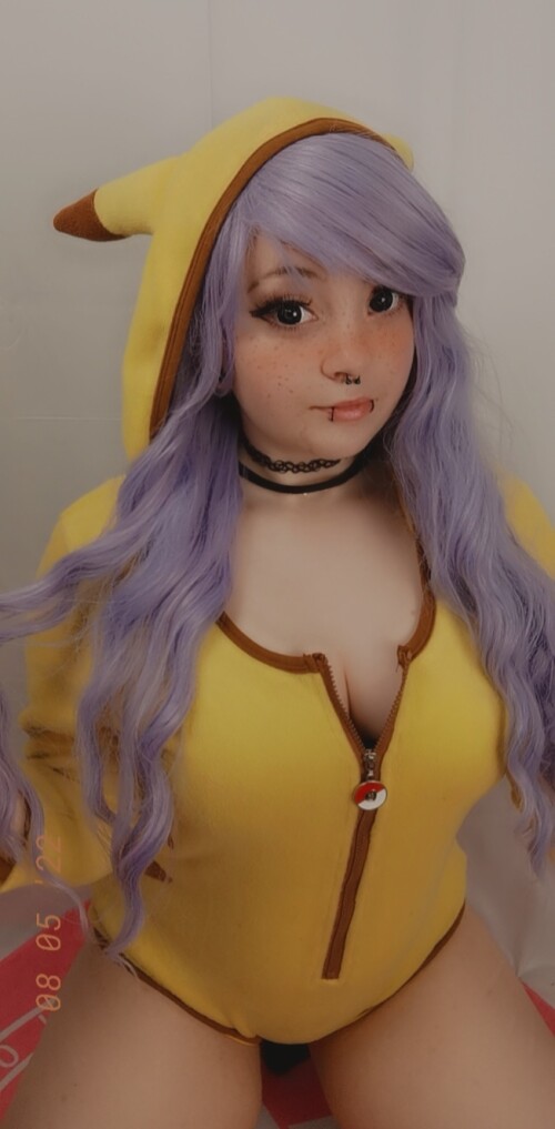Little-Scare-Fox---Pikachu_2554486-0034.jpg