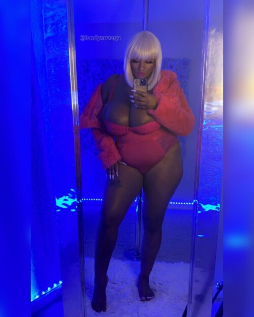Londynn Vega (prettymakeupgeek) Nude Leaked Onlyfans Photo Londynn Vega (prettymakeupgeek) Nude Leaked Onlyfans Photo