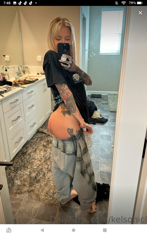 Kelsonic0le Nude Leaked Onlyfans Photo Kelsonic0le Nude Leaked Onlyfans Photo
