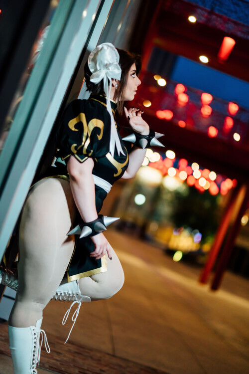 Momokun---Chun-Li_2041603-0006.jpg