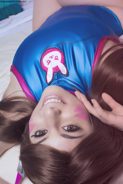 Momokun---D-Va_2041600-0003.jpg