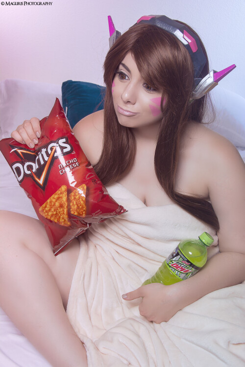Momokun---D-Va_2041600-0029.jpg