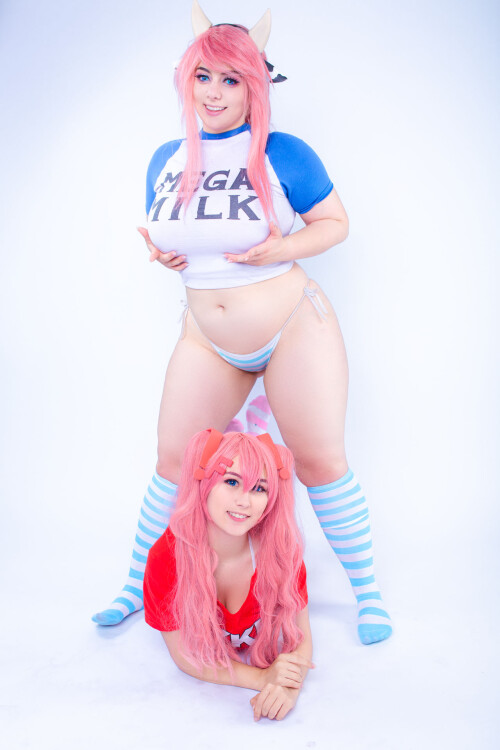 Momokun---Fakku-x-Megamilk-Ft.-Miso-Tokki_2041591-0002.jpg